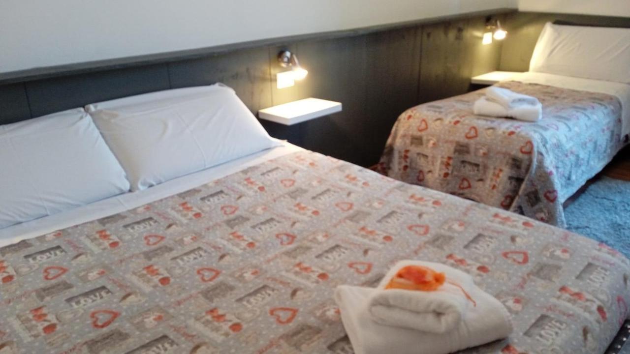 Megaride Guest House Комо Екстериор снимка